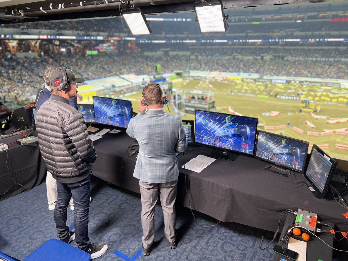 Kurt Busch tweet media