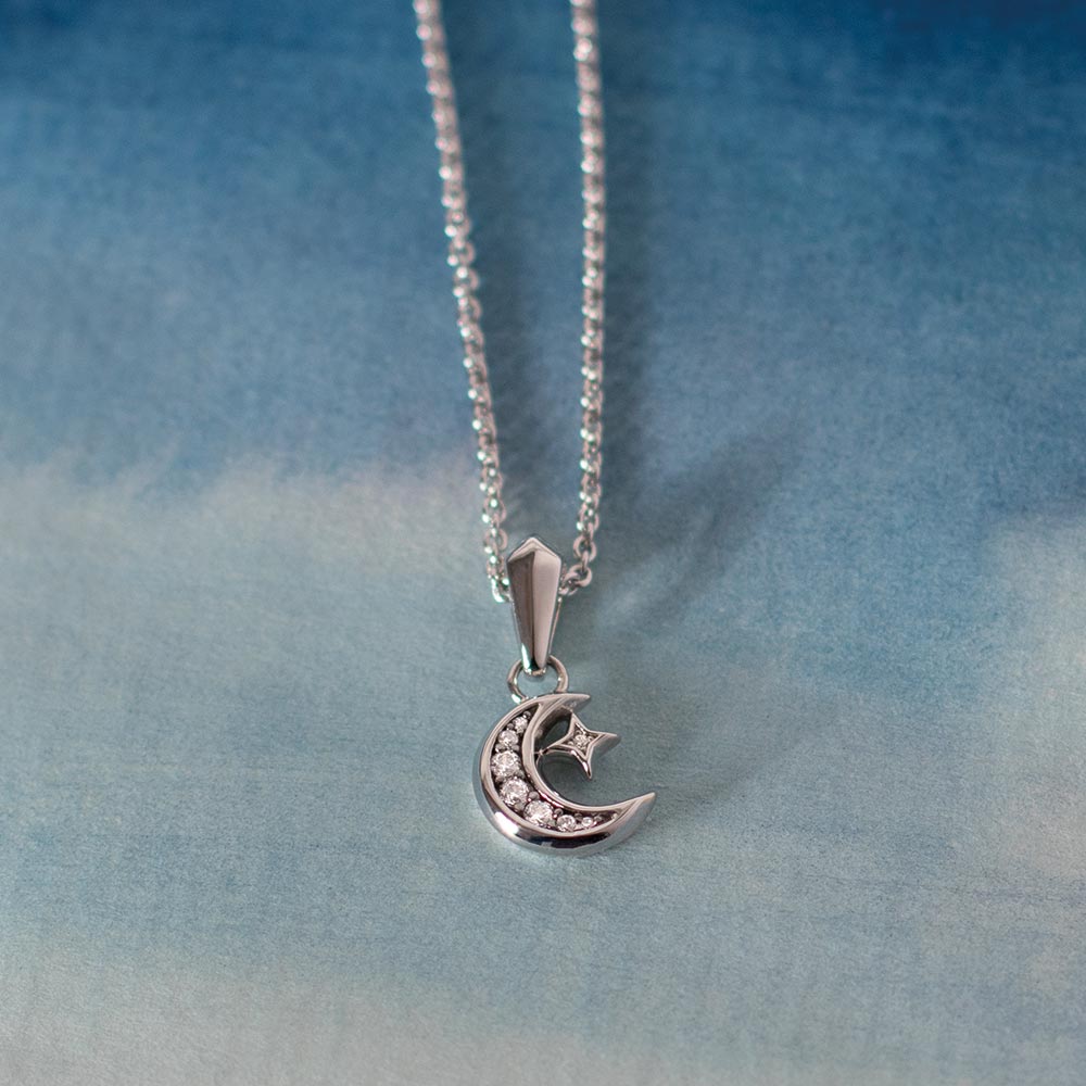 Today marks the official start of spring! Look up into the skies today and you will find night and day in perfect balance, with tomorrow and all the days thereafter already promising to be lighter and #kitheath #lovesilver #lovekitheath #celeste #equinox #celestial #astronomy