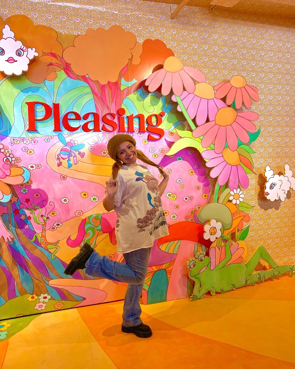 Elissa_Perezz's tweet photo. 🍄found my pleasing🍄 #pleasing #HarryStyles #pleasingny https://t.co/Tn88A5c5JF