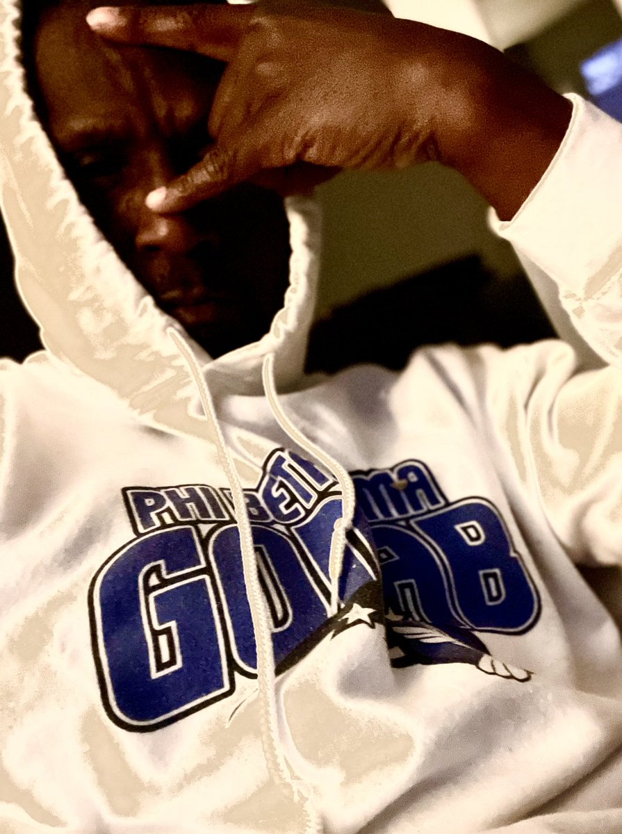 CurtissCook's tweet photo. i am studyinG .,.
leave me alone .,.#QQ
.
.
.
#curtisscook
#iamanactor
#bluphi https://t.co/KB6r5vX6N1