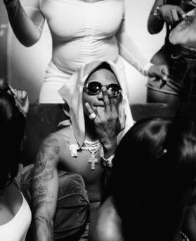 PEE__TAR's tweet photo. Lyrically which of wizkid music do you love most for me i will chose ( JOY ) https://t.co/Mf6KykVzOU
