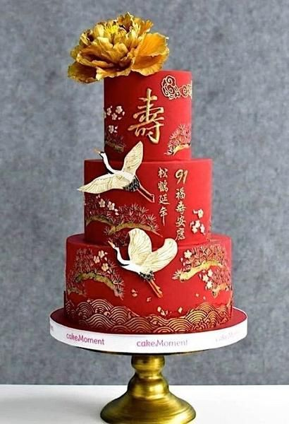 Question: Do modern weddings in China have a tiered cake? #TGCF #Culturequestion #modernweddingquestion
#Chineseweddings
Like these 👇or is this a western thing? 
Thank you in advance