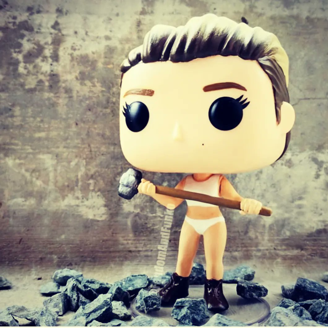 Es Hoy Miley Cirus Lollapalooza 2022 Chile #MileyCyrus #lollapaloozachile  #lollapalooza #lollapalooza2022 #Chile #MileyCirusFunko #MileyCirusFunkoPop  #Custom #CustomFunko #Funko #Pop #FunkoShopCL 📸: @pronetoobsess, image size:1060x1059