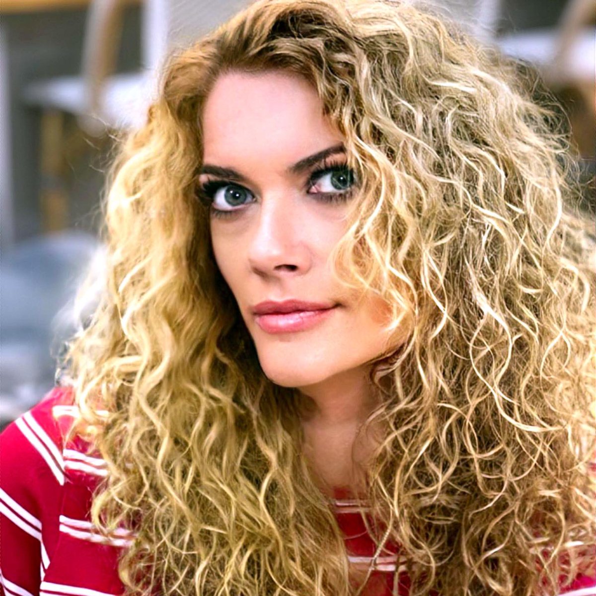 HairHartley's tweet photo. A touch of 80’s style for Fi. https://t.co/M9RYHaKyXJ