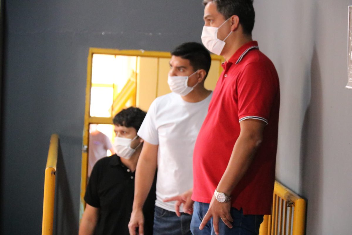 fermeza_ok's tweet photo. Hoy hicimos una recorrida por el Centro de Asistencia y Seguimiento de Jóvenes Judicializados. Todos coincidimos en que debemos aunar esfuerzos y compromisos para la elaboración de propuestas que ayuden a acompañar a los jóvenes en ese contexto. Es un gran paso hacia adelante! https://t.co/fqH9BNR5lc