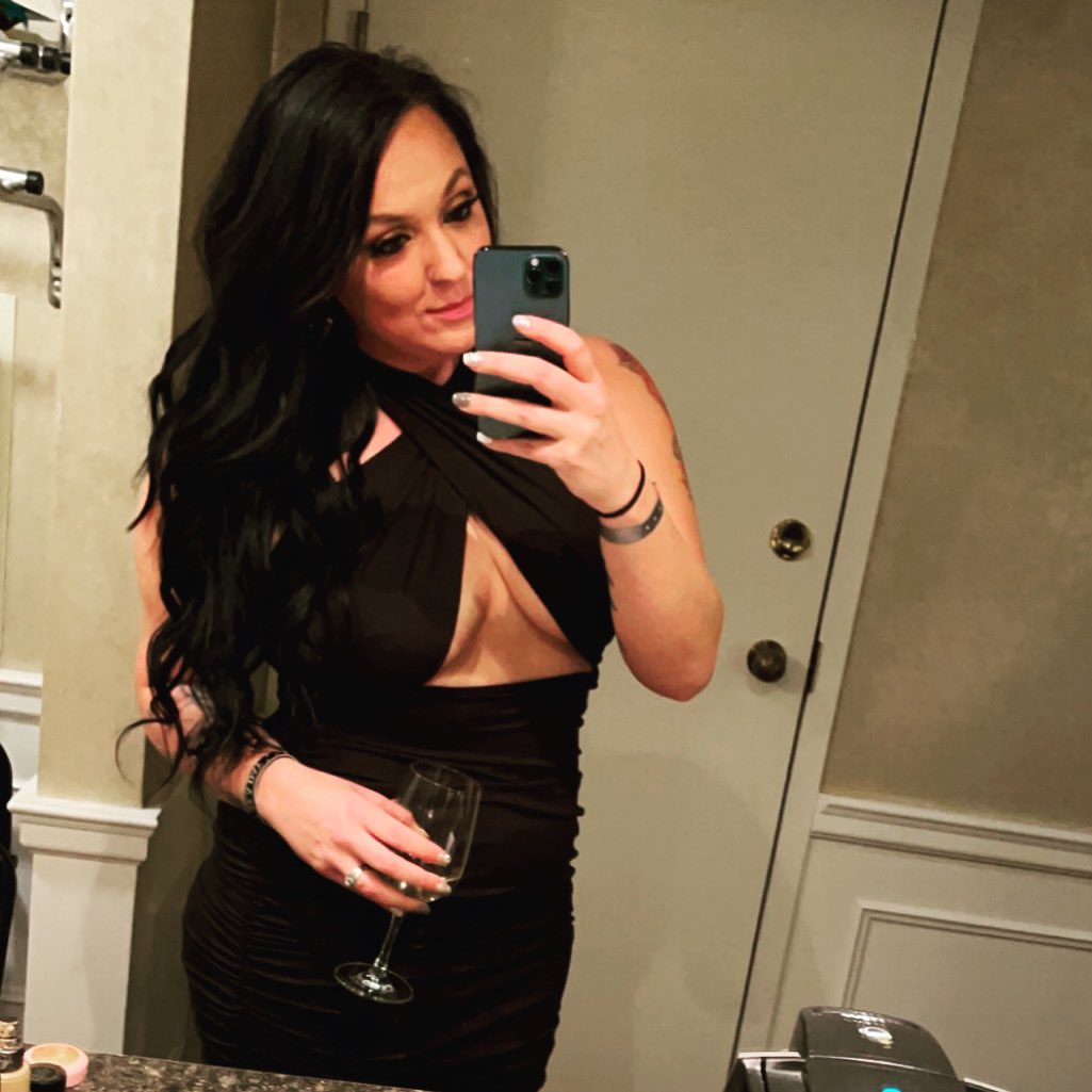 Stephanie tweet media