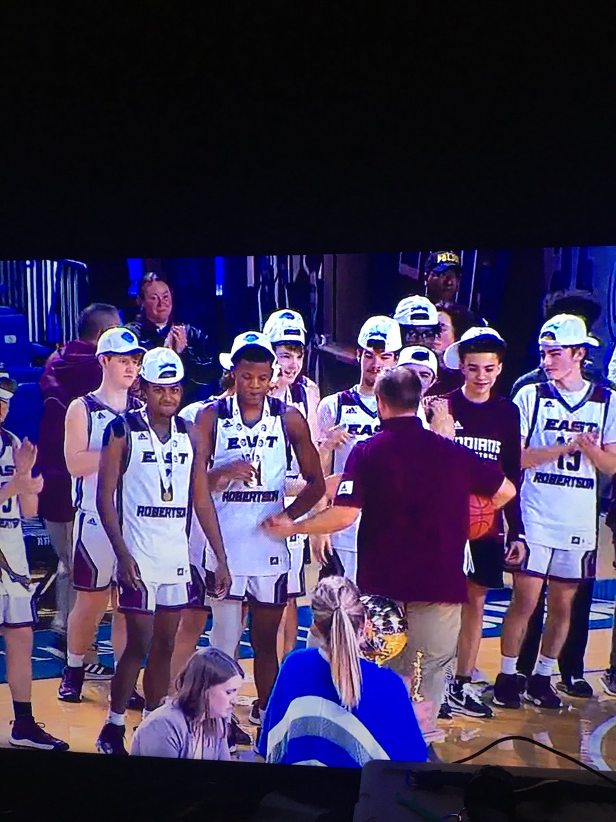 thereekprogram's tweet image. ⁦@iamtaylorgroves⁩ Tournament MVP and State Champion!  Great job Lil Cuz🏀