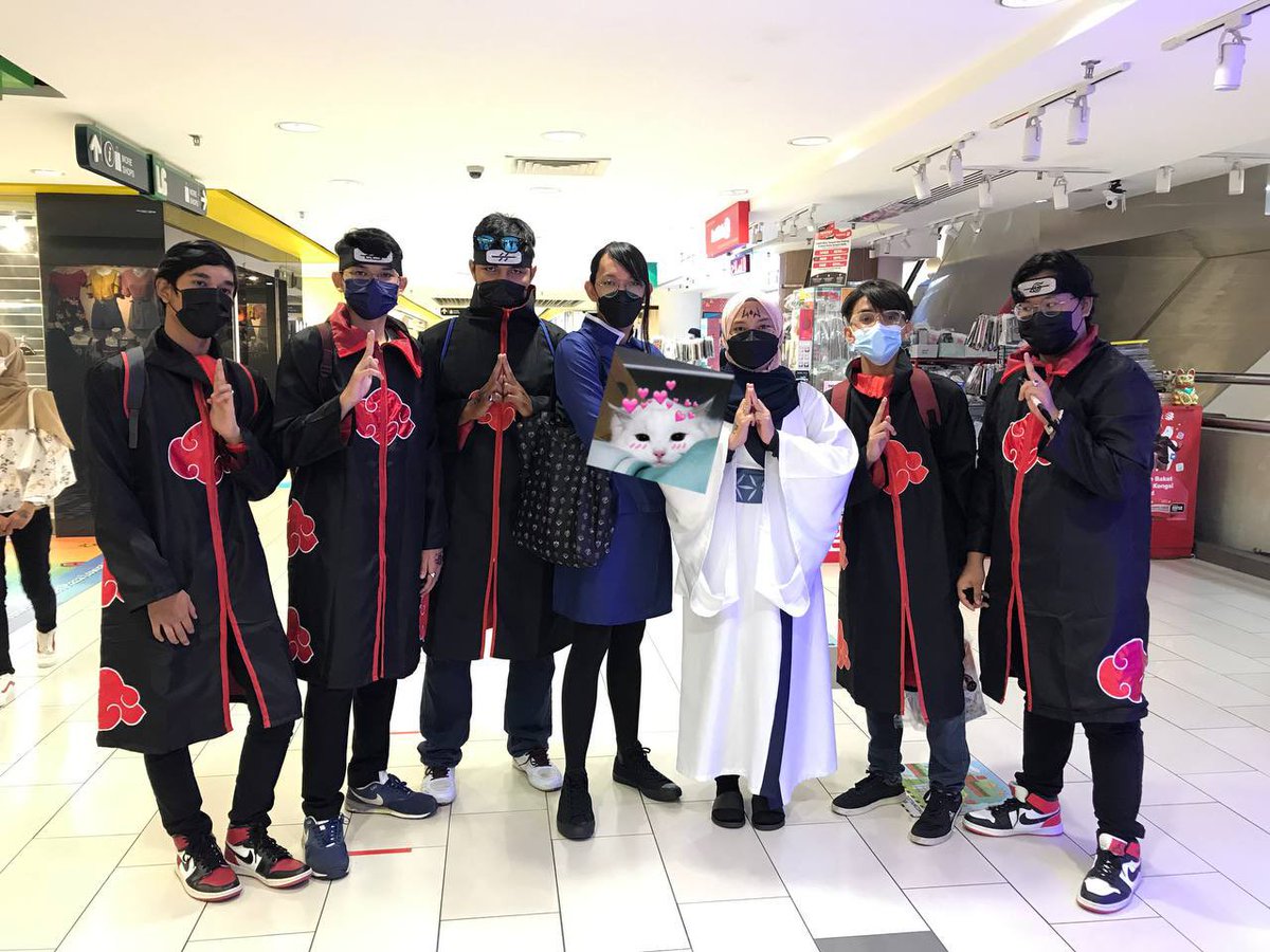 AXA | Nanodolls tweet media