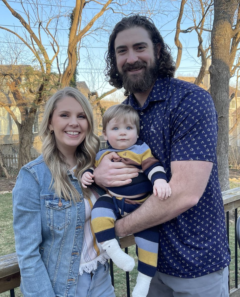 LRiden13's tweet photo. So thankful for these 2! ❤️❤️ https://t.co/41Nq1mdvnB