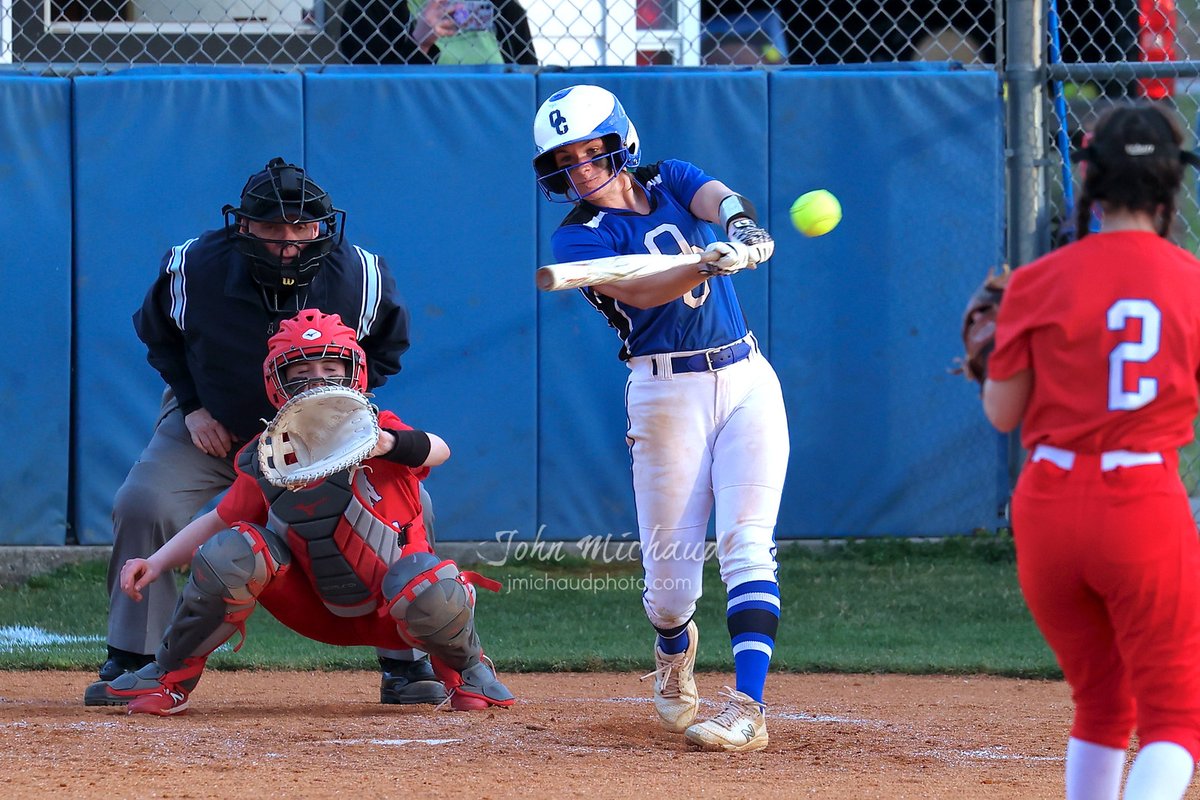 j_michaud_photo's tweet photo. Gallery from the Oldham Co vs Nelson Co Softball game is posted:  https://t.co/QndNQfOm0l @OldhamSoftball @OCColonelNation @THEOZONE7 https://t.co/Wf5IdKzER3