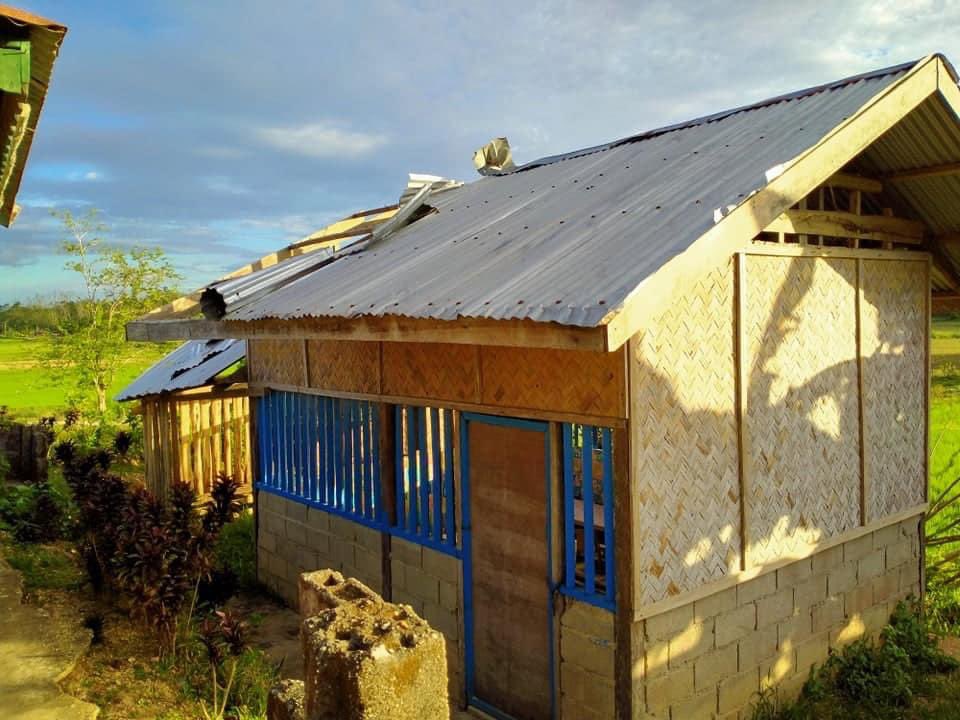 iUpliftPH's tweet photo. 📸 A CLOSER LOOK at RAE Daycare Center in Purok 6, Sitio RAE, Brgy. Sandoval, Roxas Palawan
Ito ngayon ang kalagayan ng RAE Daycare Center, ilang buwan matapos ang pagsalanta ng Bagyong Odette sa bayan ng Roxas.
Every amabag matters 💚
#iUpliftPH
#ProjectAmbagan3
#EduAksyon https://t.co/HarYLrBBOb