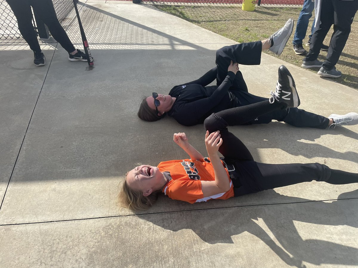 apPSDavis's tweet photo. We have one of the best trainers ever! We love you, Cori Waters @Encore_Rehab!  @BucsBumpus #bumpusway #encoresportsmedicine https://t.co/aRMgKgya94