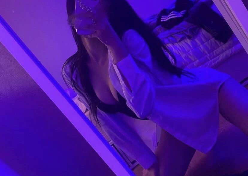 單身想現約吹屌的哥哥可以找我哦##line：hhj688

如果需要##現約服務可以聯繫🔗🔗👇👇➕➕LINE的傳送門#🆔賴喔line.me/ti/p/NH_8glnRA9