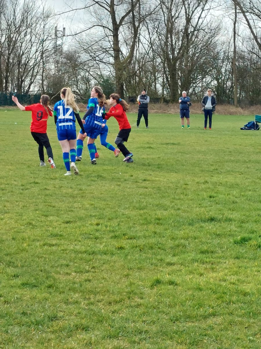 wigan_lfc's tweet photo. โฝ๏ธA great game for our u13s against De La Salle United Girls last weekend!
We came back from 0-1 down to win 2-1 both goals coming in the second half.
Very important first goal from Erin.
Then Hannah with the second goal to put us ahead.
#walfc๐๐ค https://t.co/9pToMxCnjV
