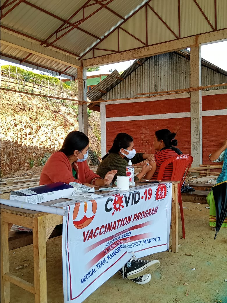 AmyaaNgo's tweet photo. Team AMYAA NGO all out in organizing Covid Vaccination Camps under #kangpokpidistrict #manipur. Aims to help District achieve 100% #CovidVaccination rate. Thanks to Kangpokpi District Medical Team for all support. 
@NBirenSingh @PMOIndia @narendramodi https://t.co/l28CLe9oJo