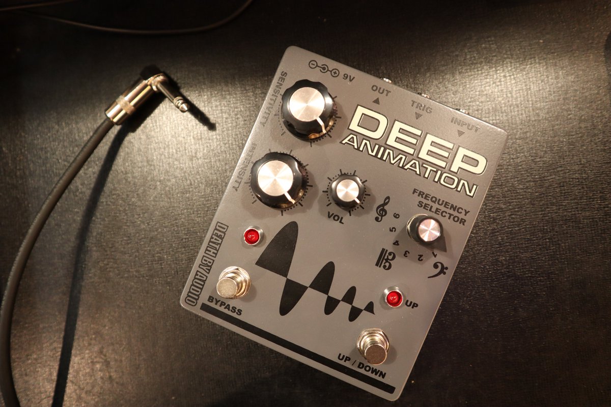 get_stomp's tweet image. Death by Audio
「DEEP ANIMATION」

パンチの有る元気なオートワウサウンドを放つ逸品！
輪郭のハッキリした音像を持ち、クリスピーなニュアンスは永遠と弾いていられる快感を得られます…😎

bit.ly/3qjeZIm

＃DeathByAudio　＃DeepAnimation