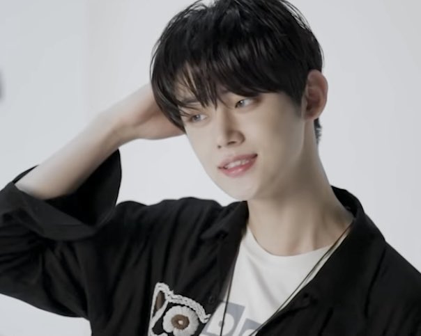 orb913's tweet photo. #연준 #YEONJUN https://t.co/Bjas7M9d4Q