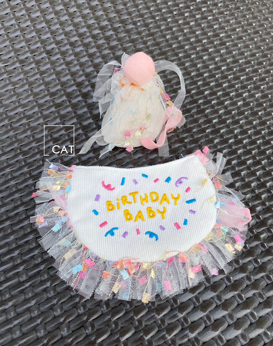 __CatsCloset's tweet photo. 🐈พร้อมส่ง🍒
🎀ผ้ากันเปื้อนน้องหมาน้องแมว + หมวก 
🧸ลาย: happy birthday 🎂 
✨ขนาด : free size 
💸ราคา 280 ฿
📮ค่าส่ง 30/50
#ทาสแมว #ของเล่นแมว #ตลาดนัดแมว #เสื้อผ้าแมว #เสื้อผ้าหมา #อุปกรณ์ส���ตว์เลี้ยง #ชุดน้องหมา #ชุดน้องแมว #ชุดแมว #ชุดหมา https://t.co/eK4LawdXBW