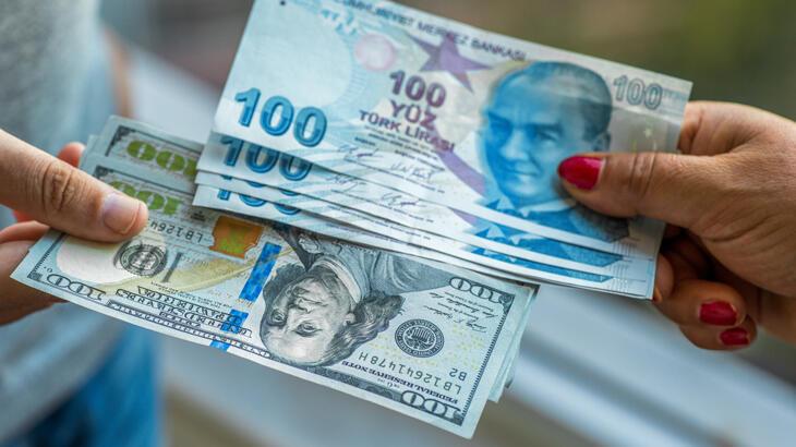 Kur korumalı mevduat sisteminde 3 aylık hesapların vadesi önümüzdeki hafta doluyor.  Söz konusu 3 aylık süreçte dolar yüzde 26 değerlenirken, bu hesaplara ödenecek toplam kur farkı ise 14 milyar TL olarak hesaplandı.