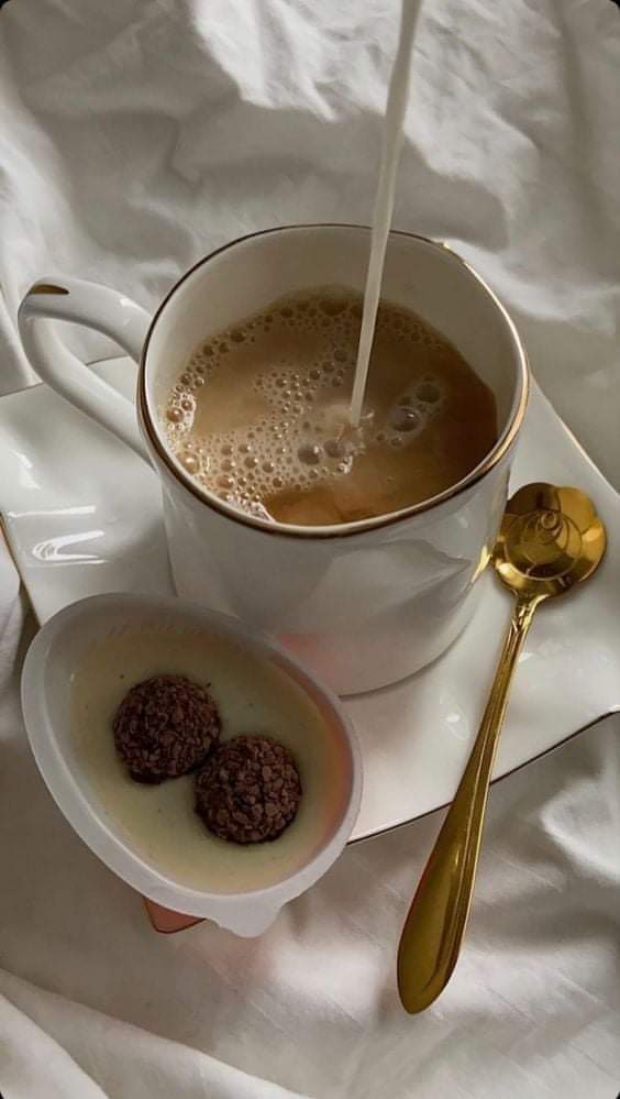 Buenos días #FelizDomingo y primavera 💐. Café??