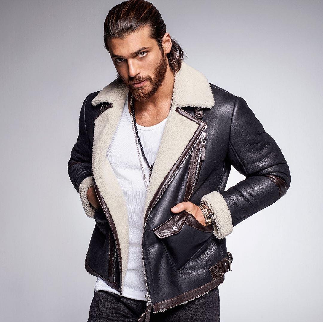 BeaSolete's tweet photo. @Sereyo11 @FrancesRinort Buenos días!!!

Día 96. Con las manos en los bolsillos.

#CanYaman #CYChallenge #CYReto2021 https://t.co/kzH3Ojiwrp