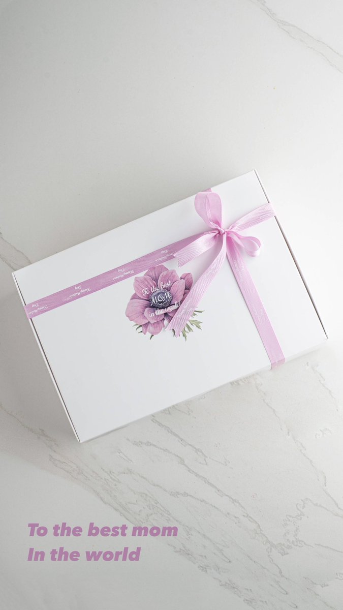 LeMoulinBakery's tweet photo. Mother’s Day 🧁✨ https://t.co/tVbr6xHE9w