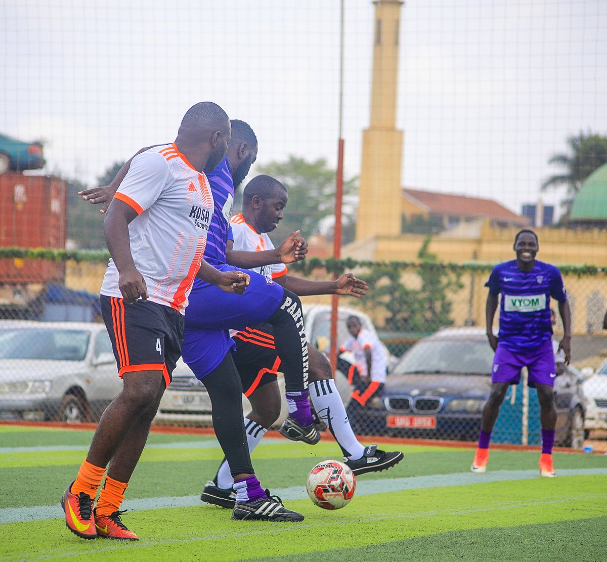 KosaLeague's tweet photo. FT: KMSA NGOMA (7) 🆚 SHOWTYMERS FC (0)
Ngoma;
Aliro Moses - 3
Twine Edison - 2
Mubiru - 1
Allan Busuulwa - 1

Showtymers;
😭
#Kosaleague https://t.co/TjDtrZcSe8