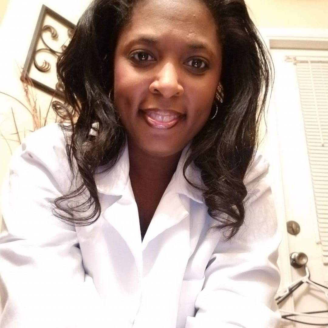 ParksSheard's tweet photo. Frontline healthcare provider is still fighting against her own personal battle with long covid after nearly a year and a half. "Waking up every morning is a blessing. Fighting insurance and dealing with workers comp is enough to break you. Don't give up. God's got you 🙏🏽 " https://t.co/wm9KkPigEz