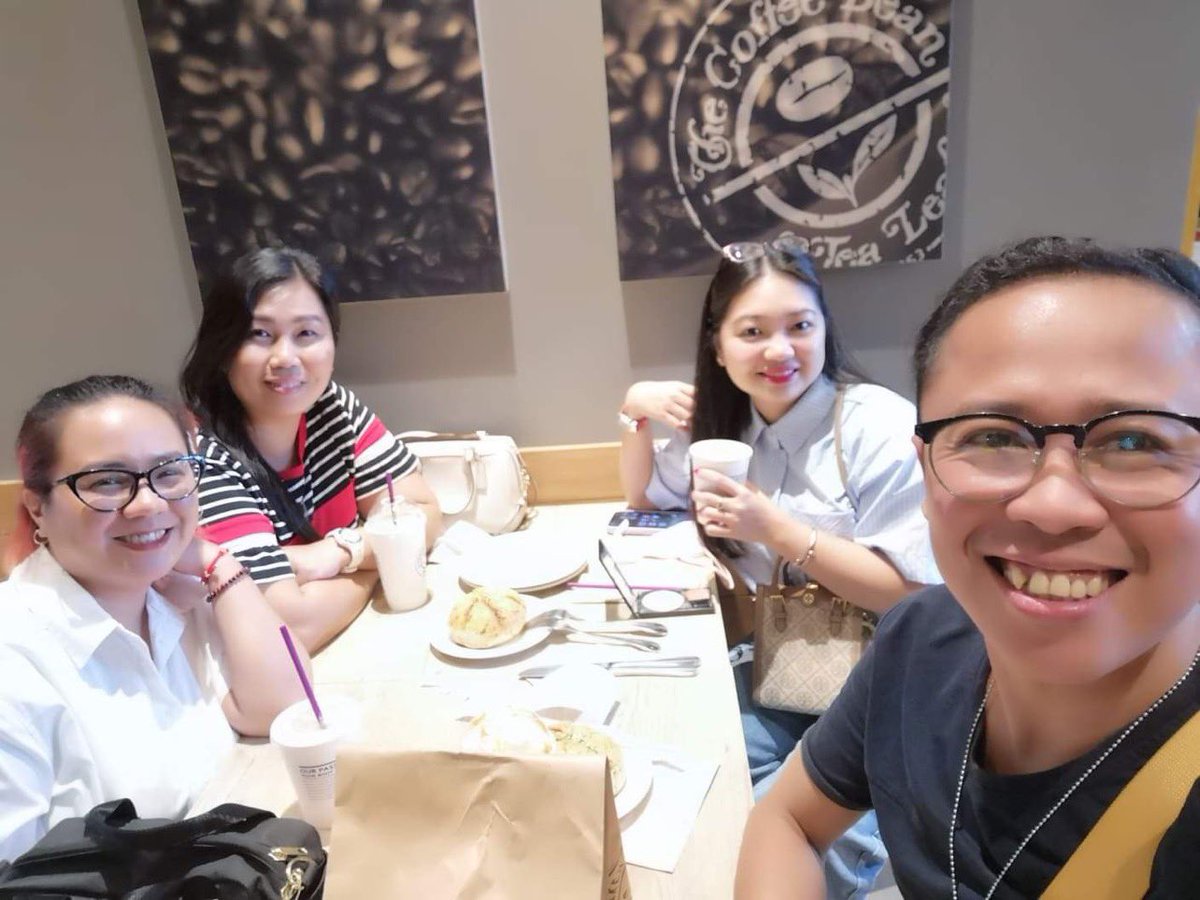 bai_REEN's tweet photo. Namiss ko kau! 💚😍 #TeamB 
@darrenPoreber23 @DARRENaticsF8 
#Denes https://t.co/ciPlG6zlhS