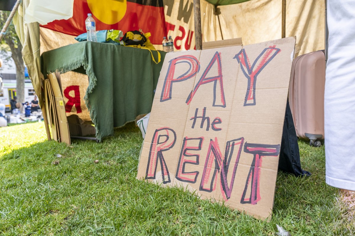 Blak & Bright tweet media