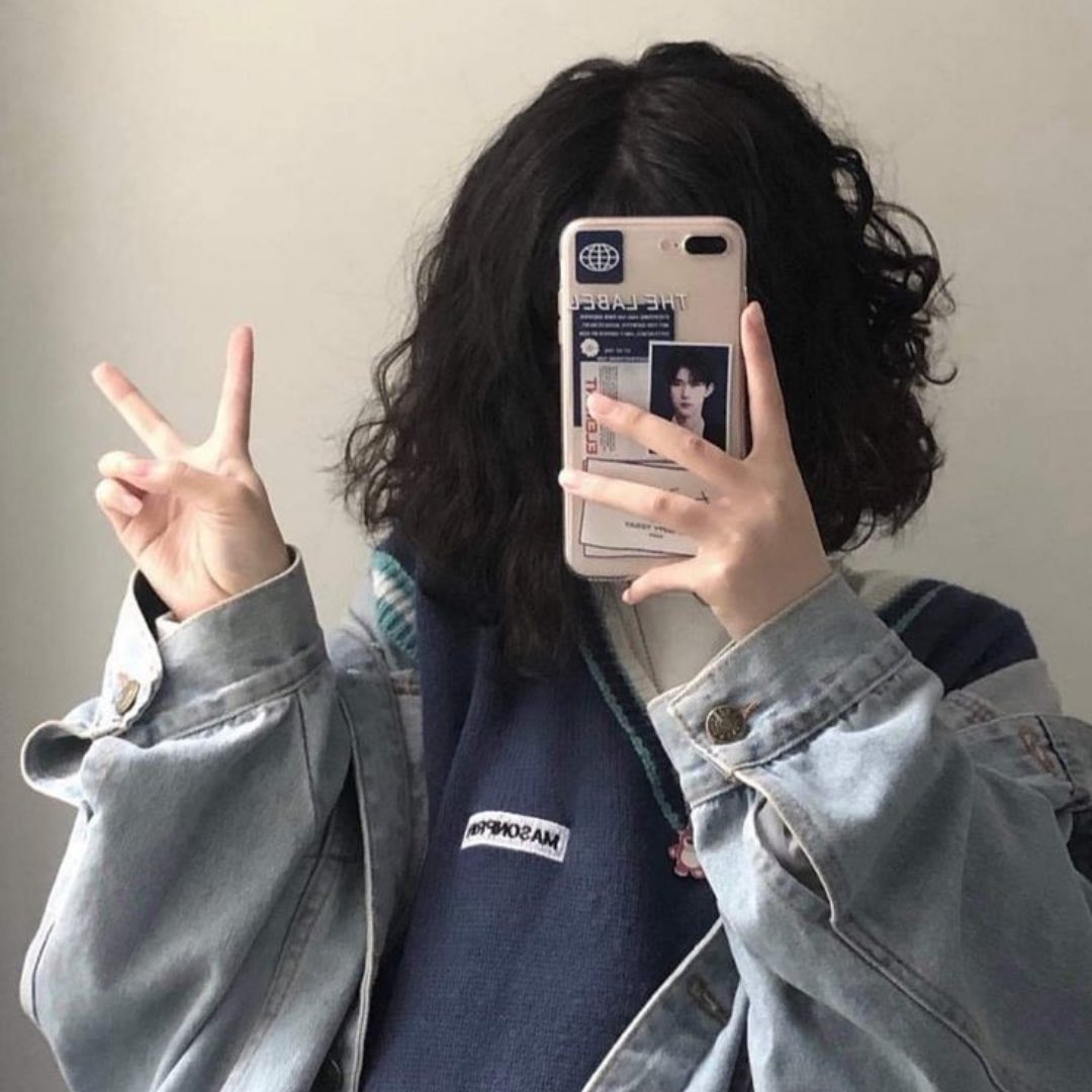 qtsaku's tweet photo. ㅤ
ㅤ
ㅤ     ≣ 夢野  qtsaku    just posted !
ㅤ     220320  04:43PM  ✹  france
ㅤ
ㅤ      ༘ iikot sa france kasama sina
ㅤ     ate lucy at ate ely!

ㅤ https://t.co/x6px1WzV5B