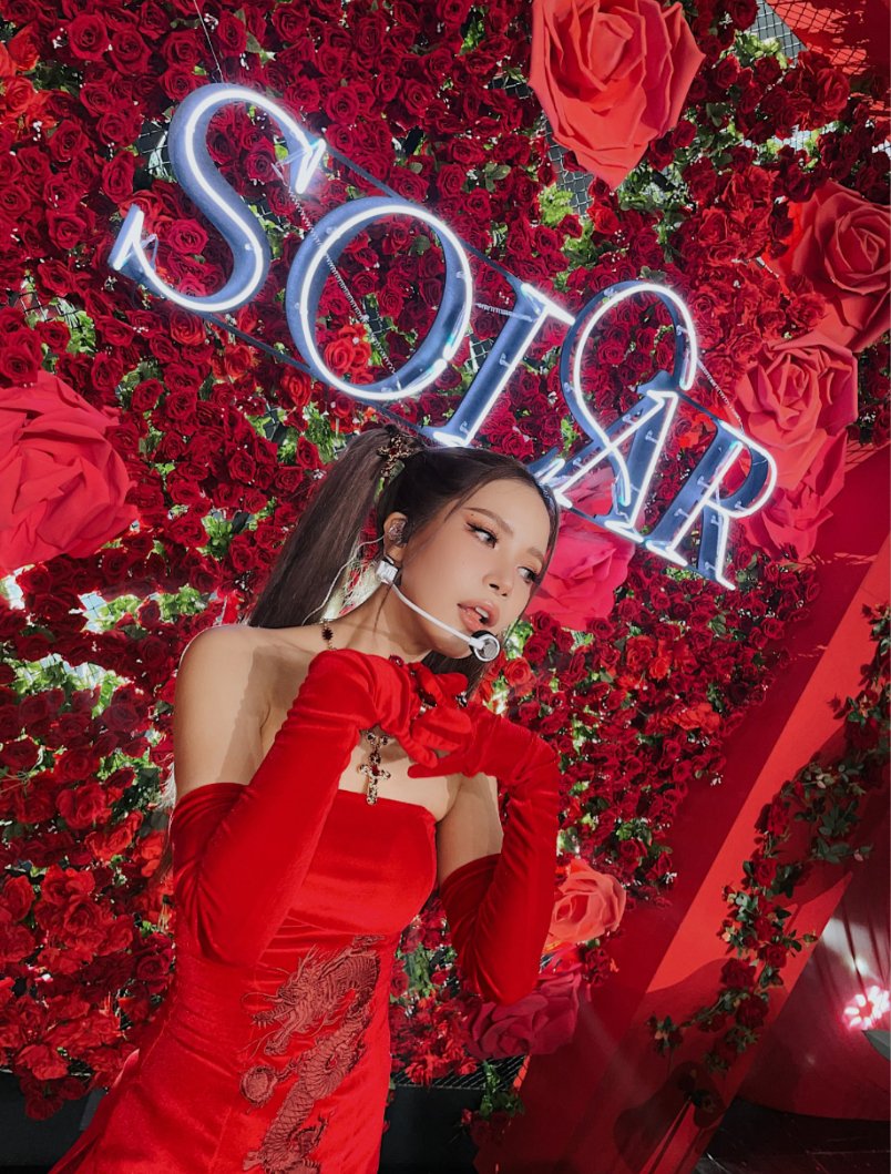 alexglow21's tweet photo. Gracias a este mismo puente hace dos años hoy puedo apreciar la belleza de Solar rojita
SOLAR 1ST MINI ALBUM
#FACEOUTNOW
#HONEYMusicVideo
#HONEY_SOLAR #Solar
@RBW_MAMAMOO https://t.co/CdZ1YU62dQ
