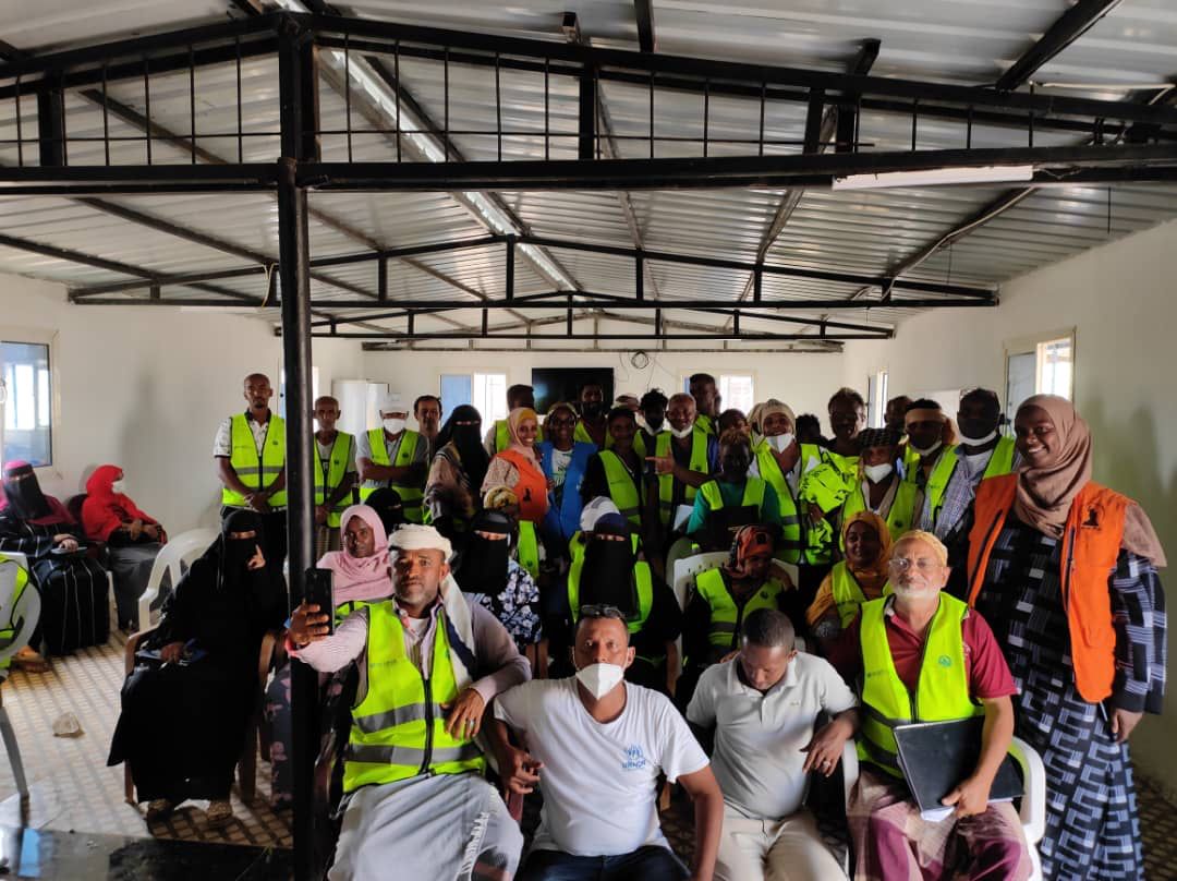 UNHCRDjibouti's tweet photo. Le #HCR renforce les capacités de 60 membres issus de 10 comités d’autogestion à #Markazi, en partenariat avec #ONARS, #ADDS et #UNFD. Ces comités peuvent ainsi mieux participer à la réalisation de leurs propres objectifs en tant force motrice du changement dans leur communauté. https://t.co/64ZawxkKWS