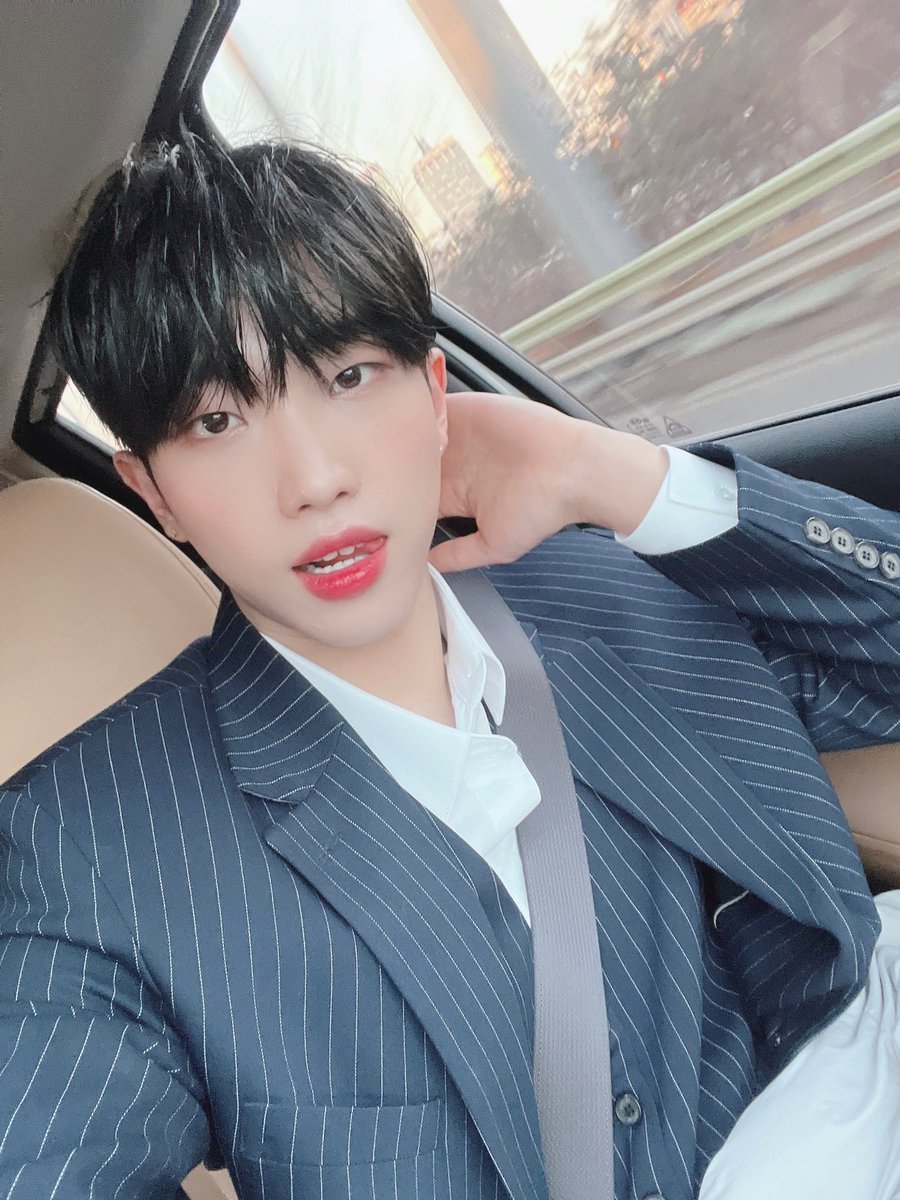 KINGDOM_peru's tweet photo. 『 TWITTER | «18.03.22»』

[DANN👑]

Recuerda la brillante primavera 🌷

#KINGDOM #킹덤 #DANN #단
@KINGDOM_GFent

Esp: @KINGDOM_peru https://t.co/rXz6Pzdinz