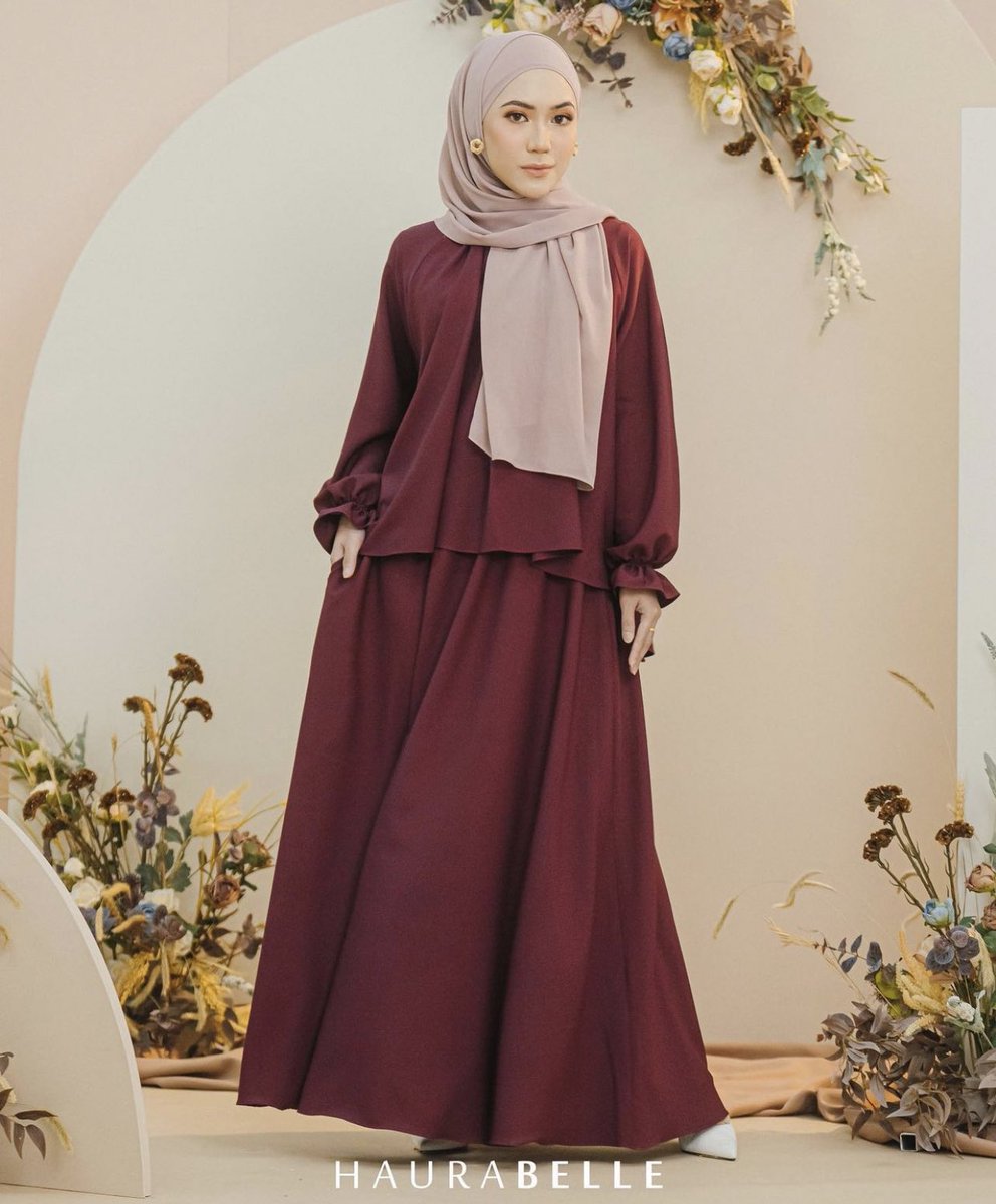 AinulNunanaa's tweet photo. Thread baju Raya Cantik 2022 ✨

I share brand baju raya yg I stalk &amp; kena dengan citarasa. Paling penting, harga marhaen (100++ only)

Kalau korang jenis taste mcm I: simple but exclusive, you guys will love this! Hehe https://t.co/m5PJwnMzPp