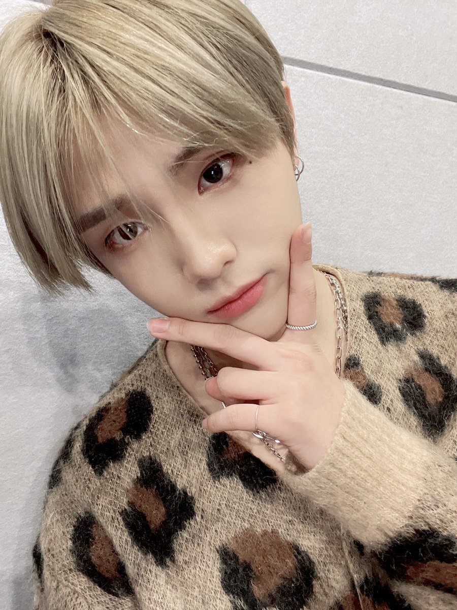 KINGDOM_peru's tweet photo. 『 TWITTER | «18.03.22»』

[CHIWOO👑]

Te extraño kingme ❤️❤️

#KINGDOM #킹덤 #CHIWOO #치우
@KINGDOM_GFent

Esp: @KINGDOM_peru https://t.co/m9j8ixz9Jv