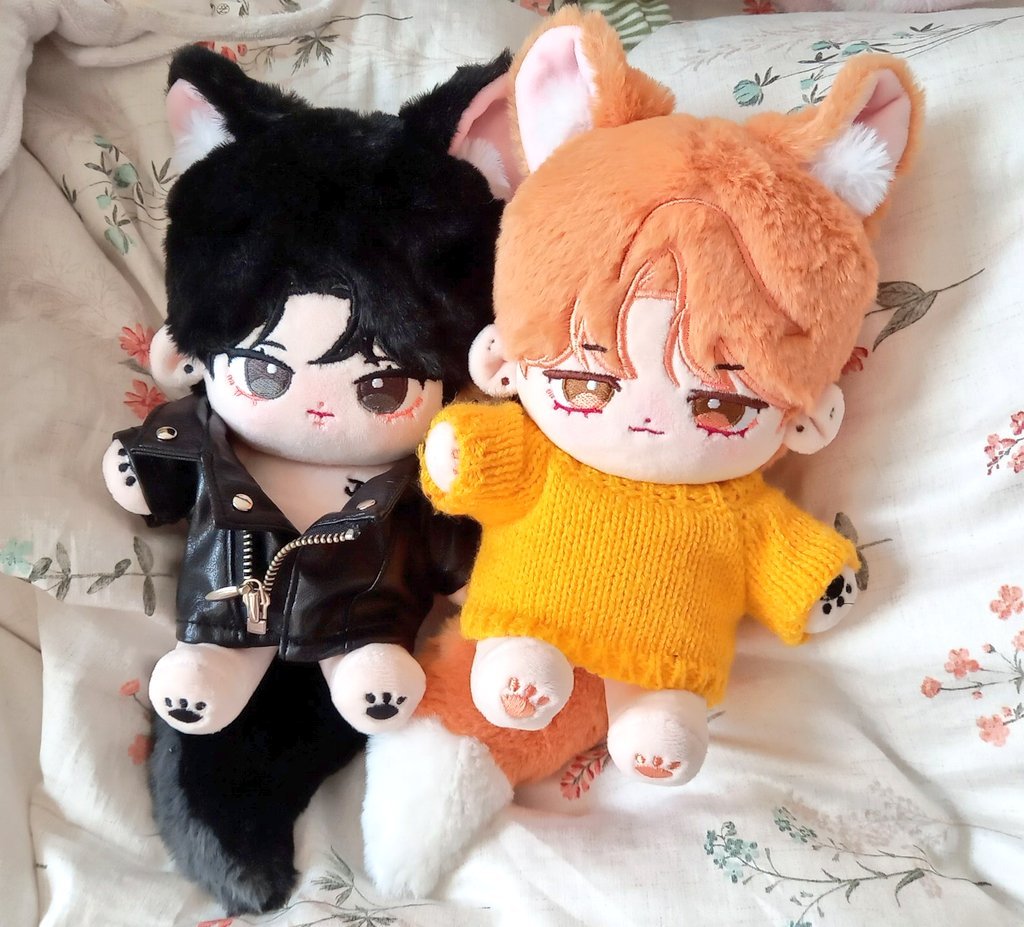 jikooksobsGO's tweet photo. [ PH GO ] 20cm Wolf Jin &amp; Fox Suga Dolls by 
@Starwhale_store 
 
🧸 Seokjin Jin / Yoongi Suga Dolls
💰₱990 (PER DOLL)
🗓️DOO / DOP: March 27, 2022
🔗https://t.co/F9mvjTNqcj
 
#jikooksobsGO 

BE H^^PPY
 always ㋡ https://t.co/6cpn2Ro8PQ