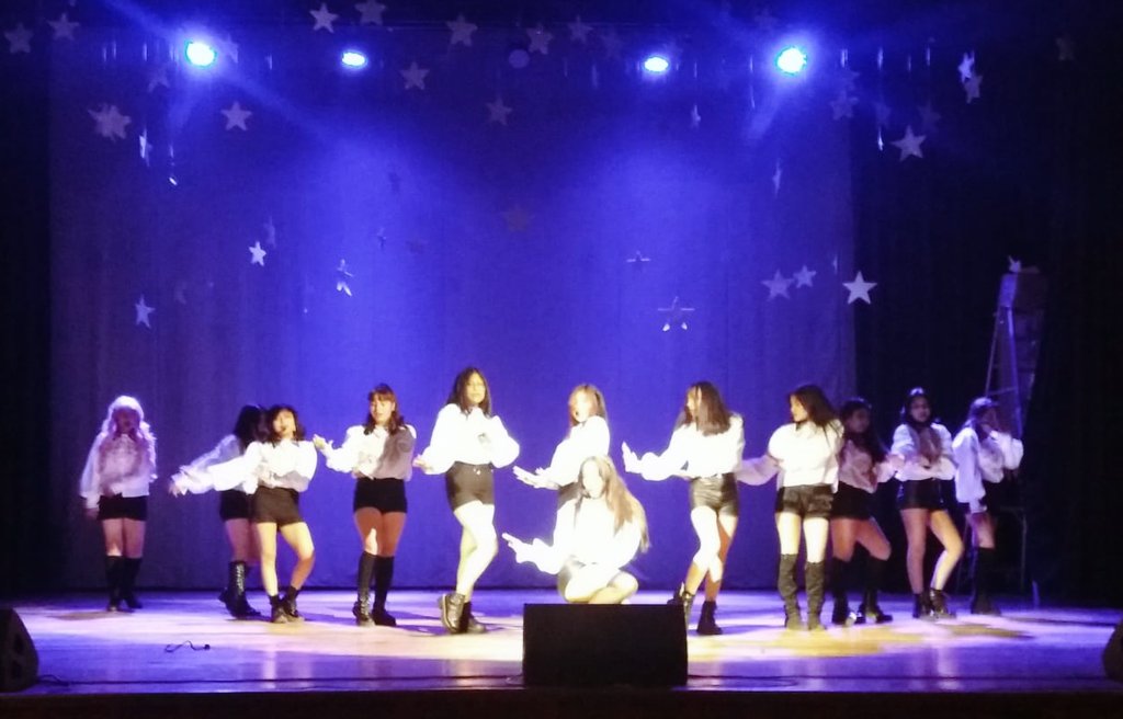 Eimy0418's tweet photo. 26/02/2022
Seven nightmares -
Dream Catcher Cusco 
Cover Black Teraphy 
#Eimy #FIESTA #IZONE交換 #Cusco #Peru #cover https://t.co/ASxu9Fwevv