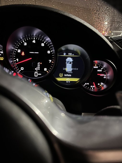 Okay car I put premium gas in you, wash you, change your oil, baby you&hellip; omg lolol https://t.co/mPysH<a href="/tag/nadianorth"class="tags"><span>#nadianorth</span></a>
