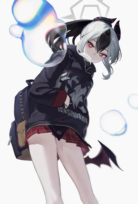 bubble
ちょっと修正したので再度載せます('・ω・`)
#ブルアカ #鬼方カヨコ 