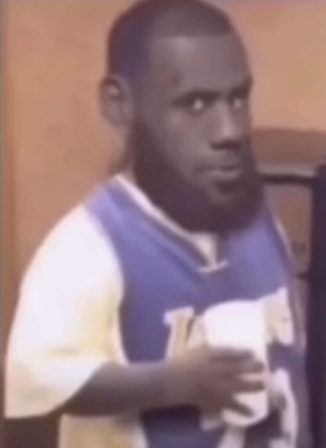 AhkkDuke's tweet photo. @jov4n Aye, I like dem new Js lul bro https://t.co/xcx0fu03Nh