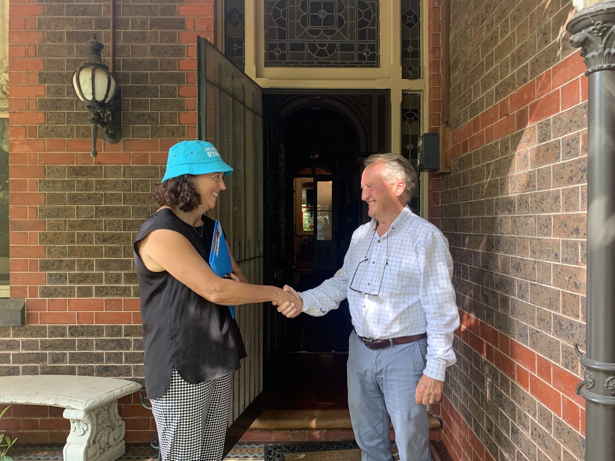 Mon4Kooyong's tweet photo. I had a great time meeting locals and door knocking with #TeamMon in Camberwell yesterday.
https://t.co/b0WSCLXZtR
Visit our website to get involved in the campaign. I promise you'll have lots of fun.
#auspol #Mon4Kooyong #KooyongVotes https://t.co/D3kC6Eypro