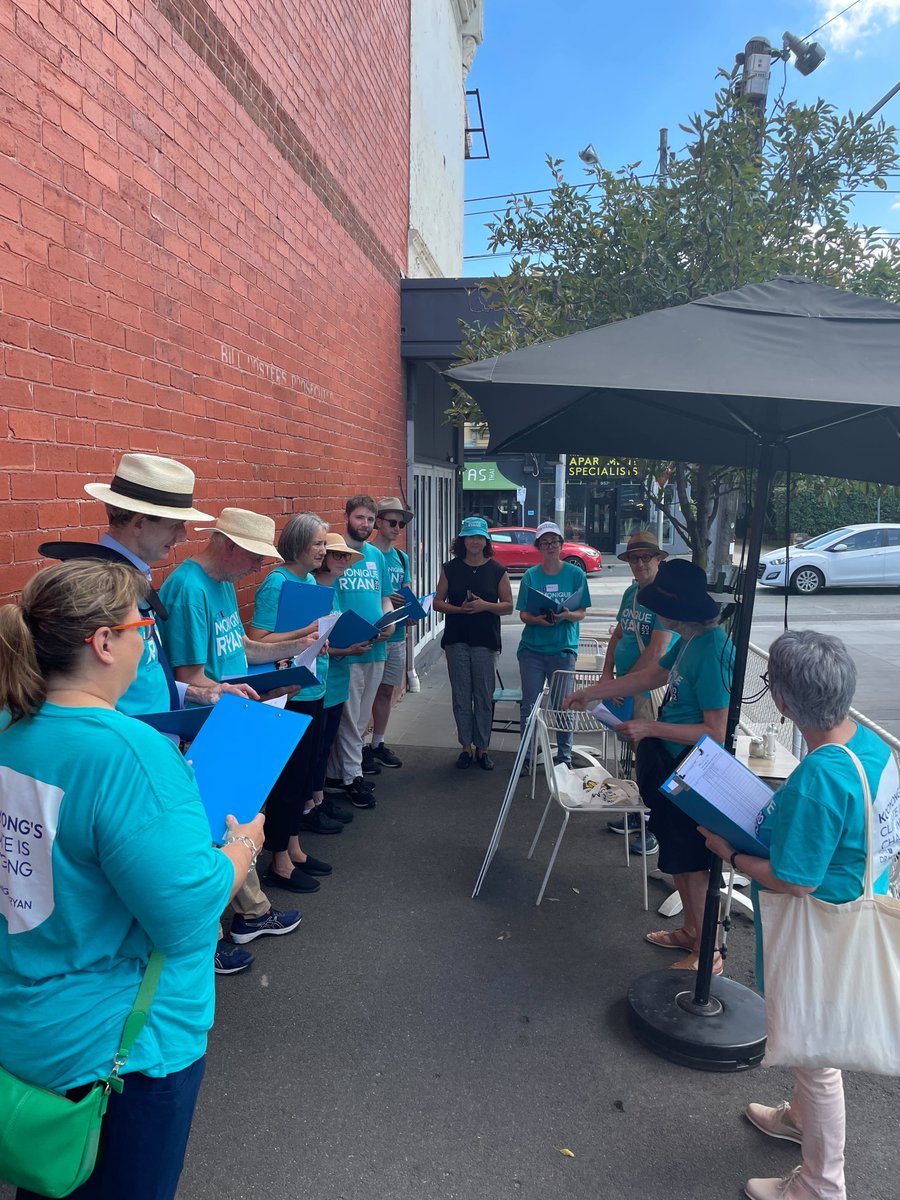 Mon4Kooyong's tweet photo. I had a great time meeting locals and door knocking with #TeamMon in Camberwell yesterday.
https://t.co/b0WSCLXZtR
Visit our website to get involved in the campaign. I promise you'll have lots of fun.
#auspol #Mon4Kooyong #KooyongVotes https://t.co/D3kC6Eypro