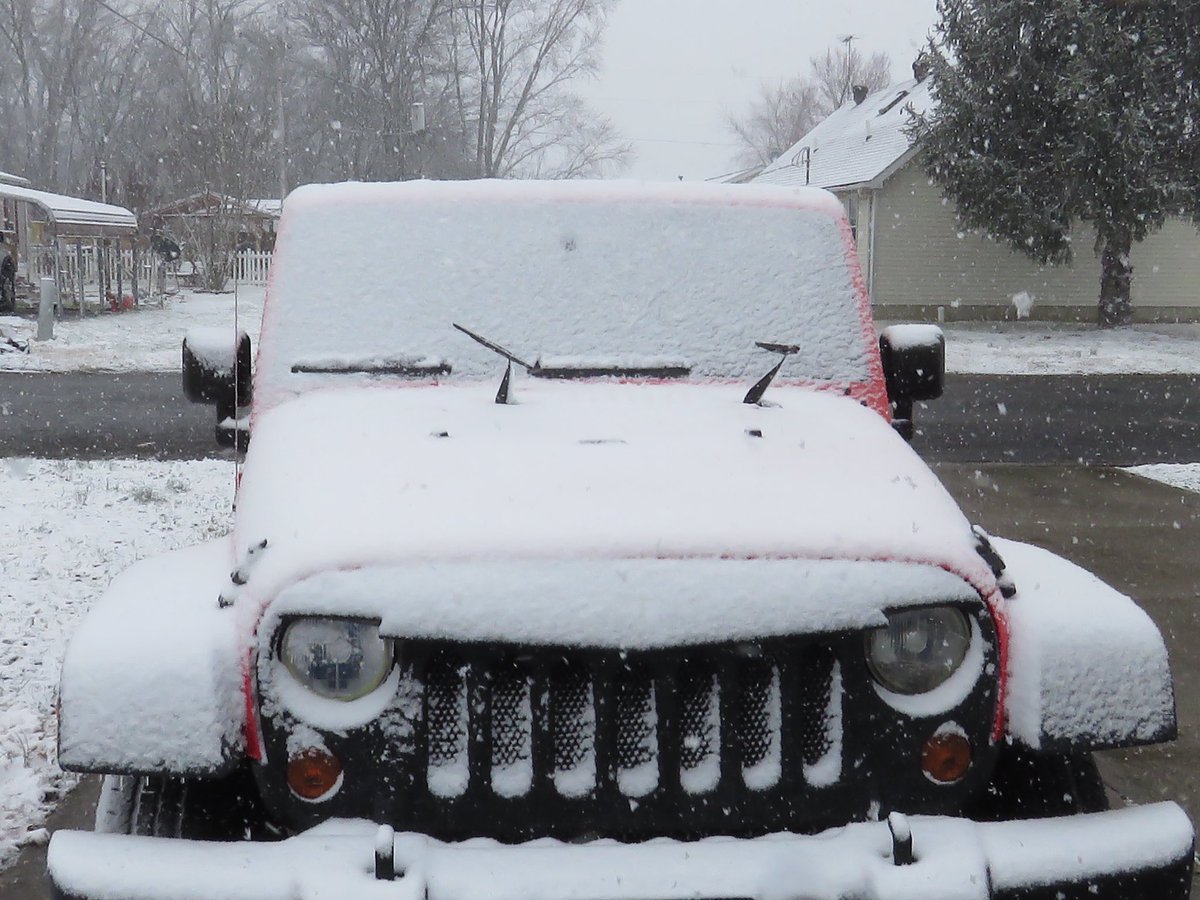 RLIsham's tweet photo. It’s a Jeep thing https://t.co/bmTNh7QKoR
