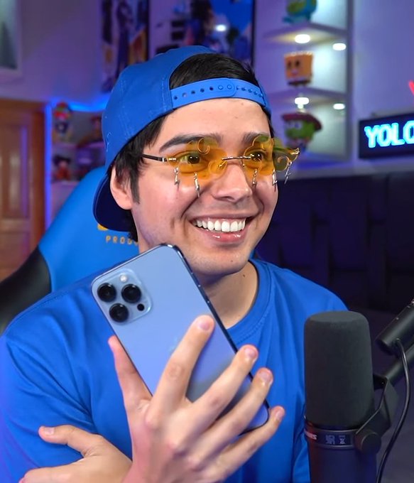 gms_aventureras's tweet photo. Un añito más, haz crecido tanto 🥺
HBD CAPITAN YOLO YA https://t.co/7WFWM0EA9C