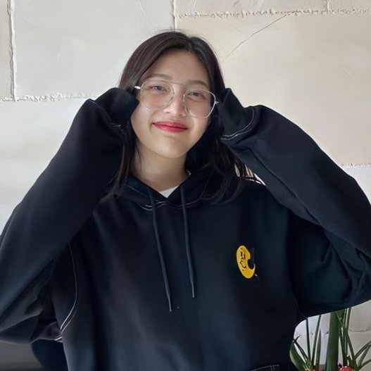 KSNLJH96's tweet photo. ㅤ

ㅤㅤ≡ O3 ∘ 2O ∘ 2O22  ─  SUN。
ㅤㅤ ⌕  https://t.co/DvFWoRLDLa

ㅤㅤ ⨾  ❝ TFC day! :D

ㅤ https://t.co/p3RkYZDrwy
