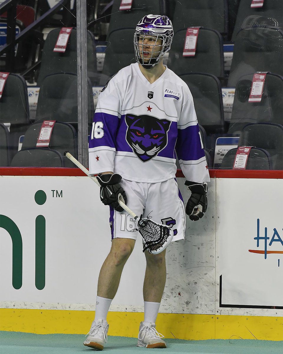 CliffMccaig's tweet photo. A couple of @MinersLacrosse in Cowtown tonight. https://t.co/kImBrK5mHz