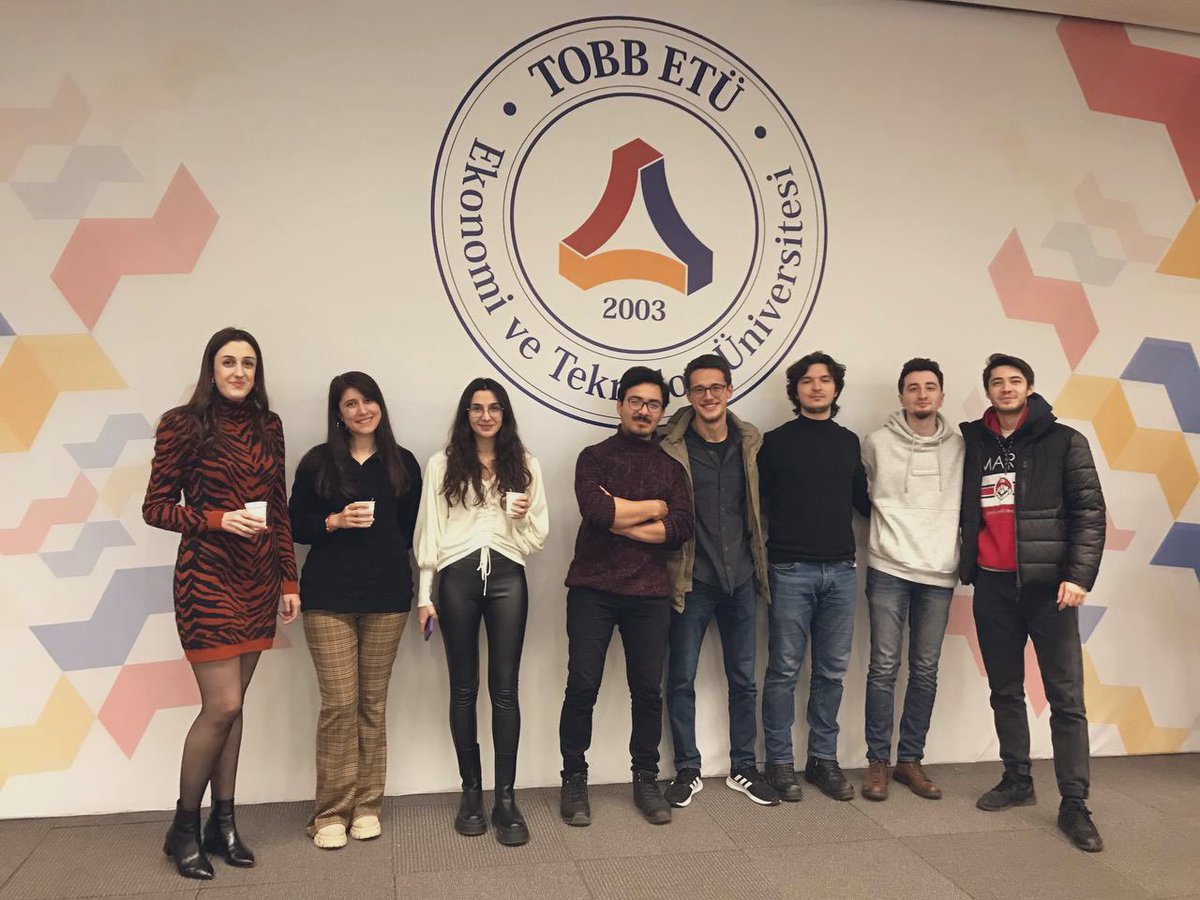kadriyemct's tweet image. Flutter Festival Ankara, özlediğimiz yüz yüze harika bir etkinlikti. ⭐️ ✨
@gdgankara
#flutter #FlutterFestivals