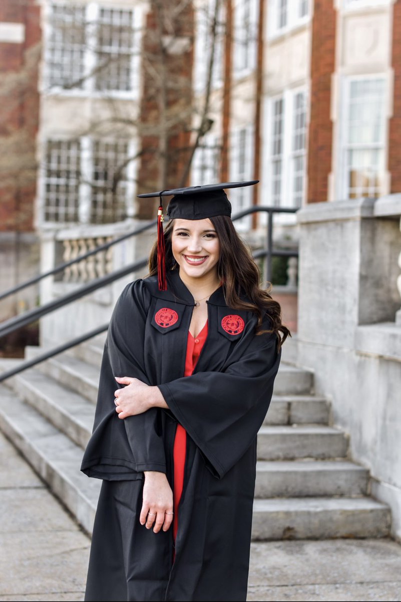taylorbarthel_'s tweet photo. 47 days 🎓❤️ https://t.co/ioq4B3e9pW