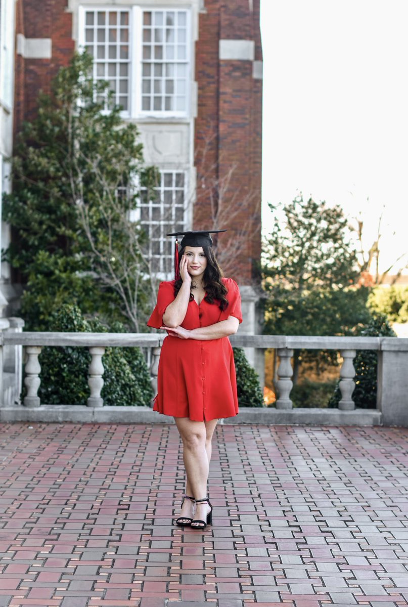 taylorbarthel_'s tweet photo. 47 days 🎓❤️ https://t.co/ioq4B3e9pW